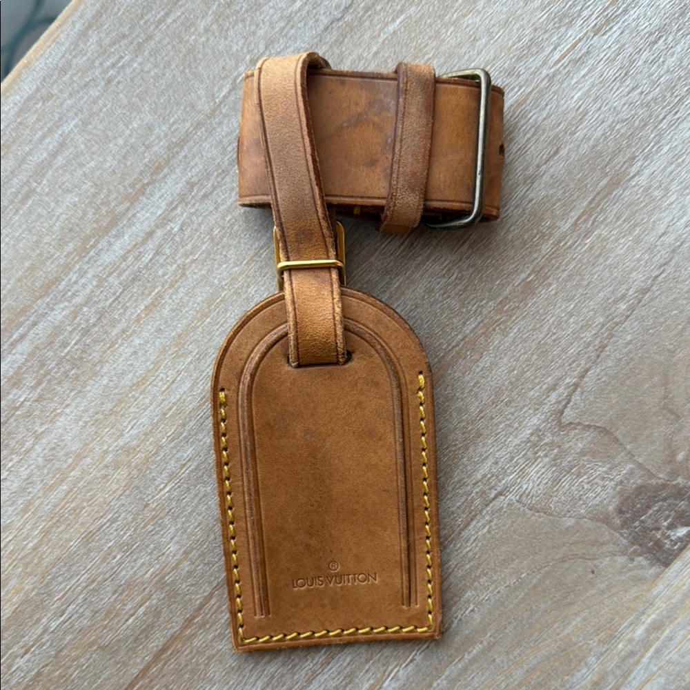 Louis Vuitton Brown Leather Luggage Tag